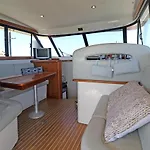 Private Yacht, We Our Guests ספינת מלון